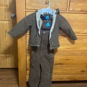 Toddler insulated bibs and jacket